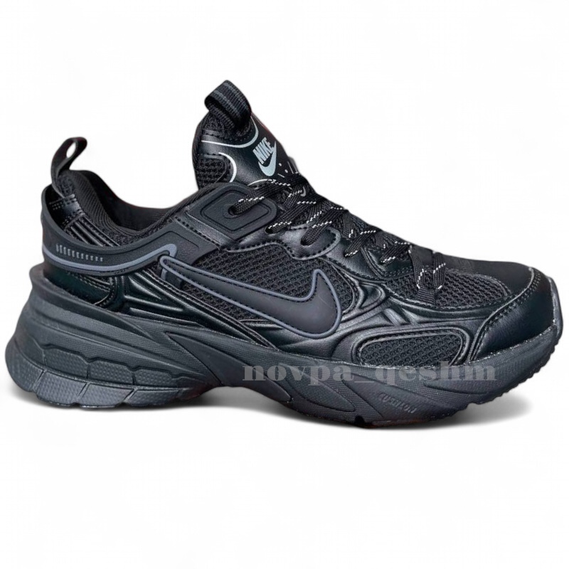 کفش کتونی نایک ایر زوم وومرو ۵ - Nike Air Zoom Vomero 5 تمام مشکی