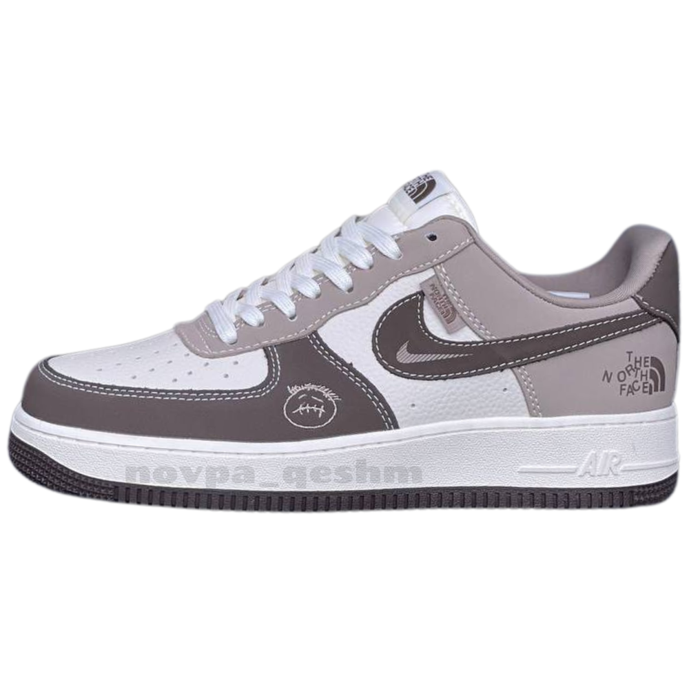 کفش کتونی نایک ایرفورس 1 نورث فیس کاستوم Nike Air Force 1 X NORTH FACE قهوه ای