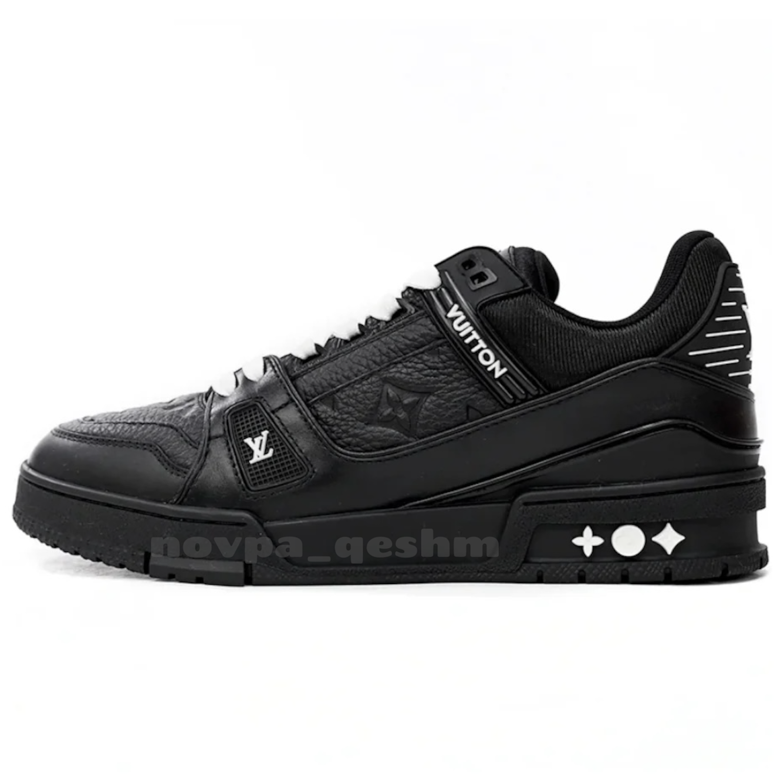 کفش کتونی لویی ویتون ترینر سوپر فول مستر LOUIS VUITTON TRAINER تمام مشکی