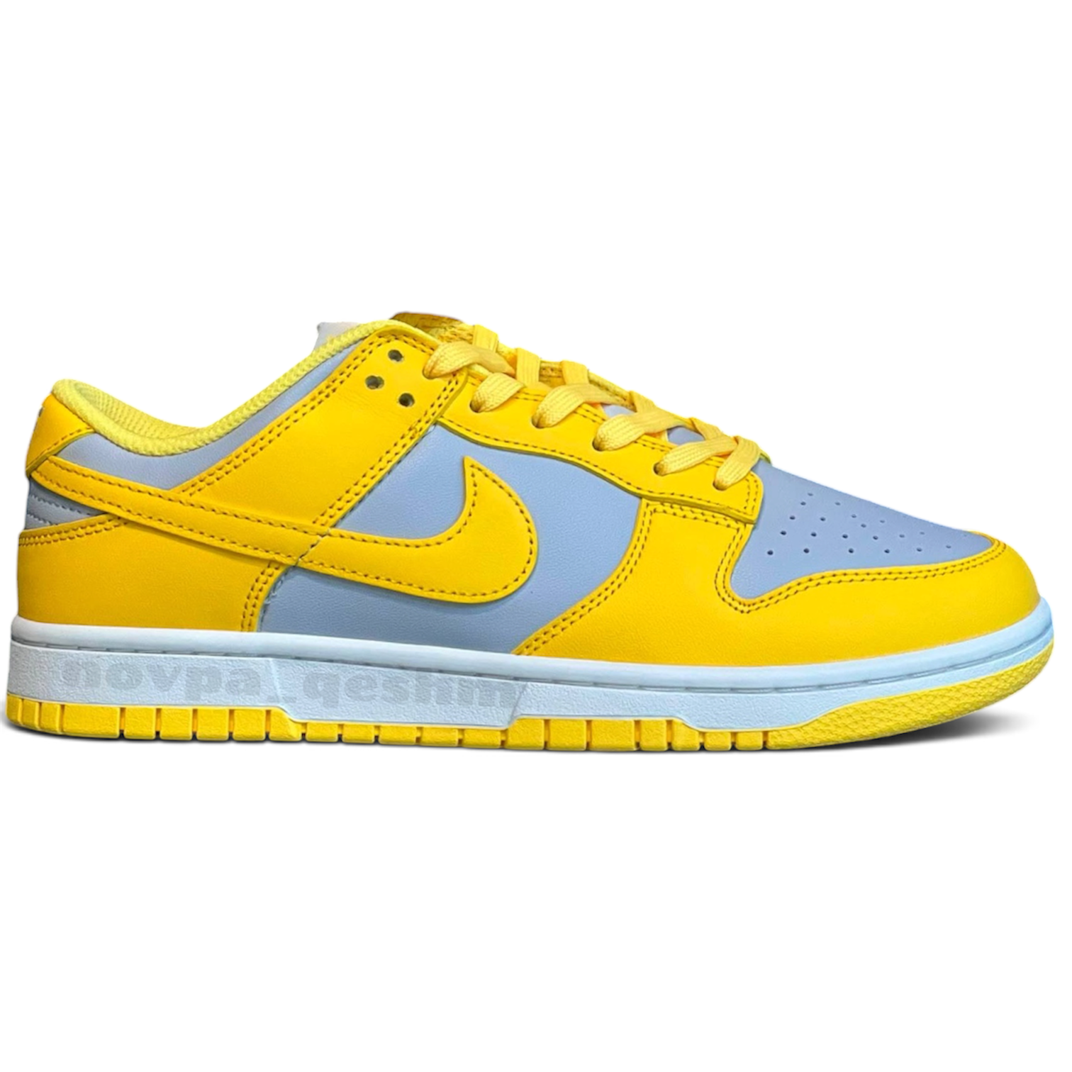 کفش کتونی زنانه و مردانه نایک دانک لو Nike Dunk Low زرد