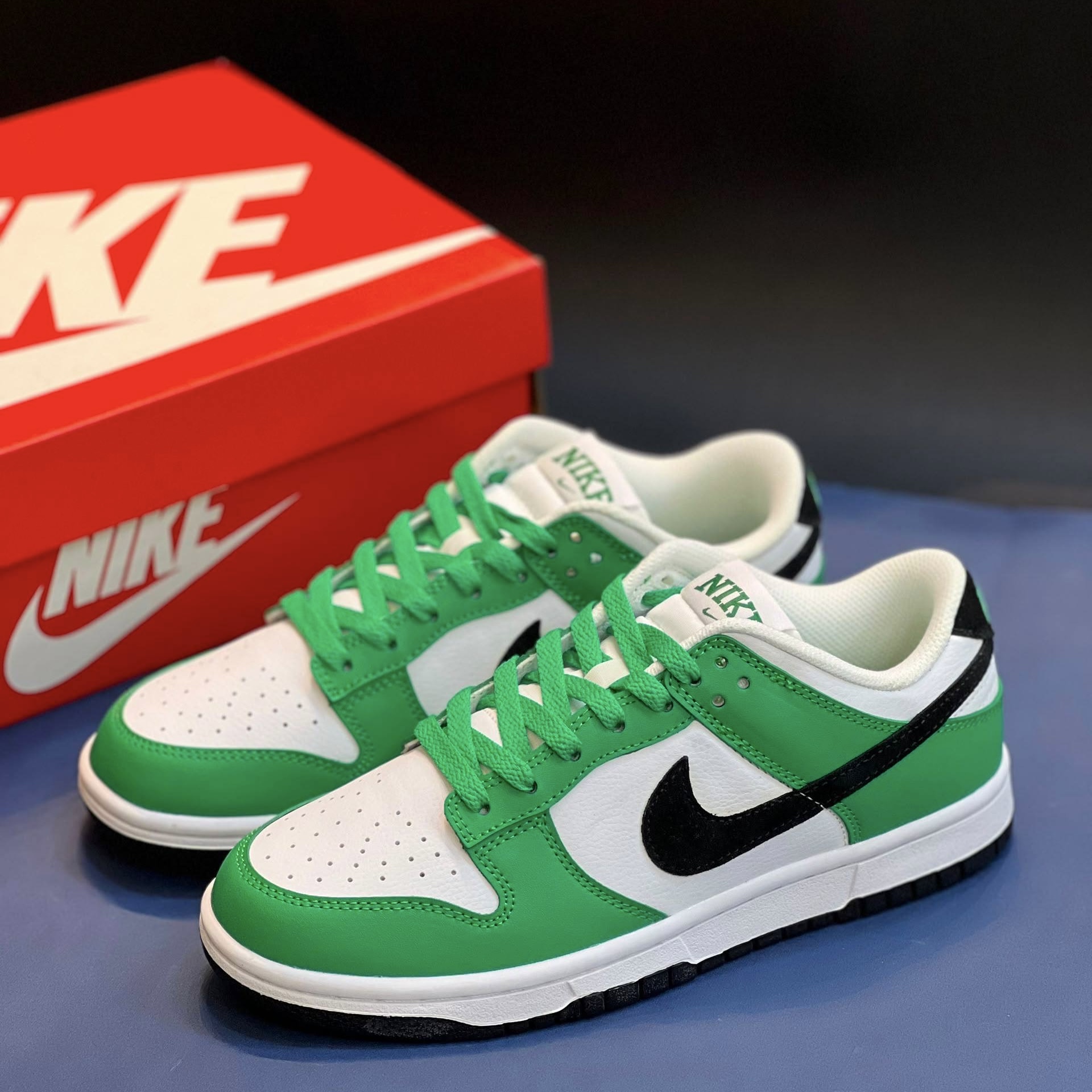 کفش کتونی زنانه و مردانه نایک دانک لو سلتیک Nike Dunk Low Celtics سبز