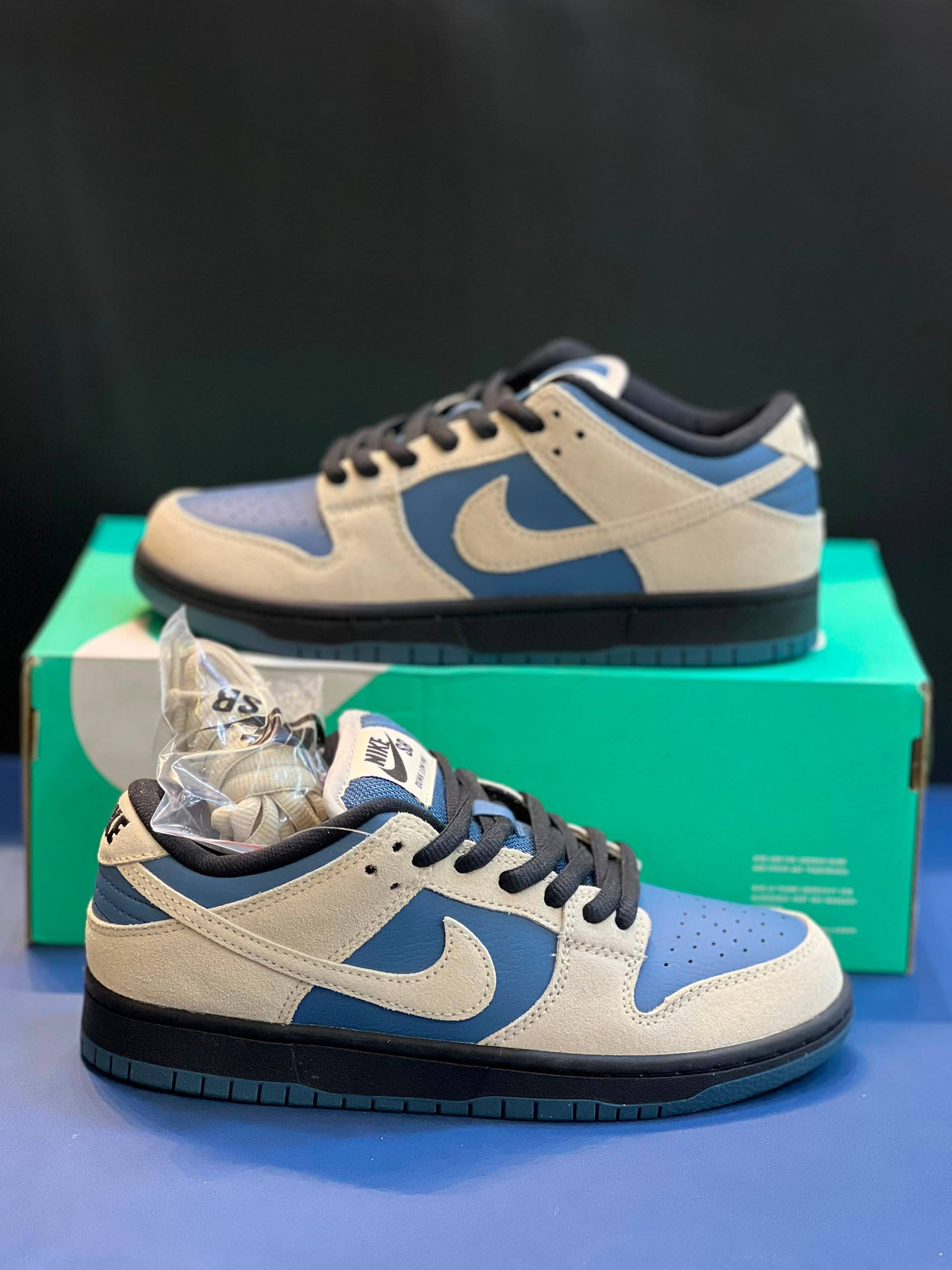 کفش کتونی زنانه نایک اس بی دانک لو پرو Nike SB Dunk Low Pro آبی