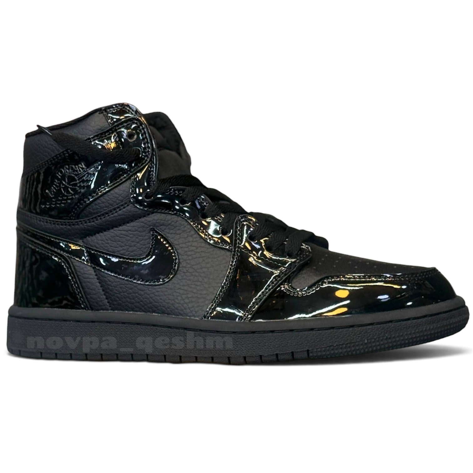 کفش کتونی مردانه ساقدار نایک ایر جردن 1 ورنی Nike air jordan 1 Mid Metalic Patent تمام مشکی