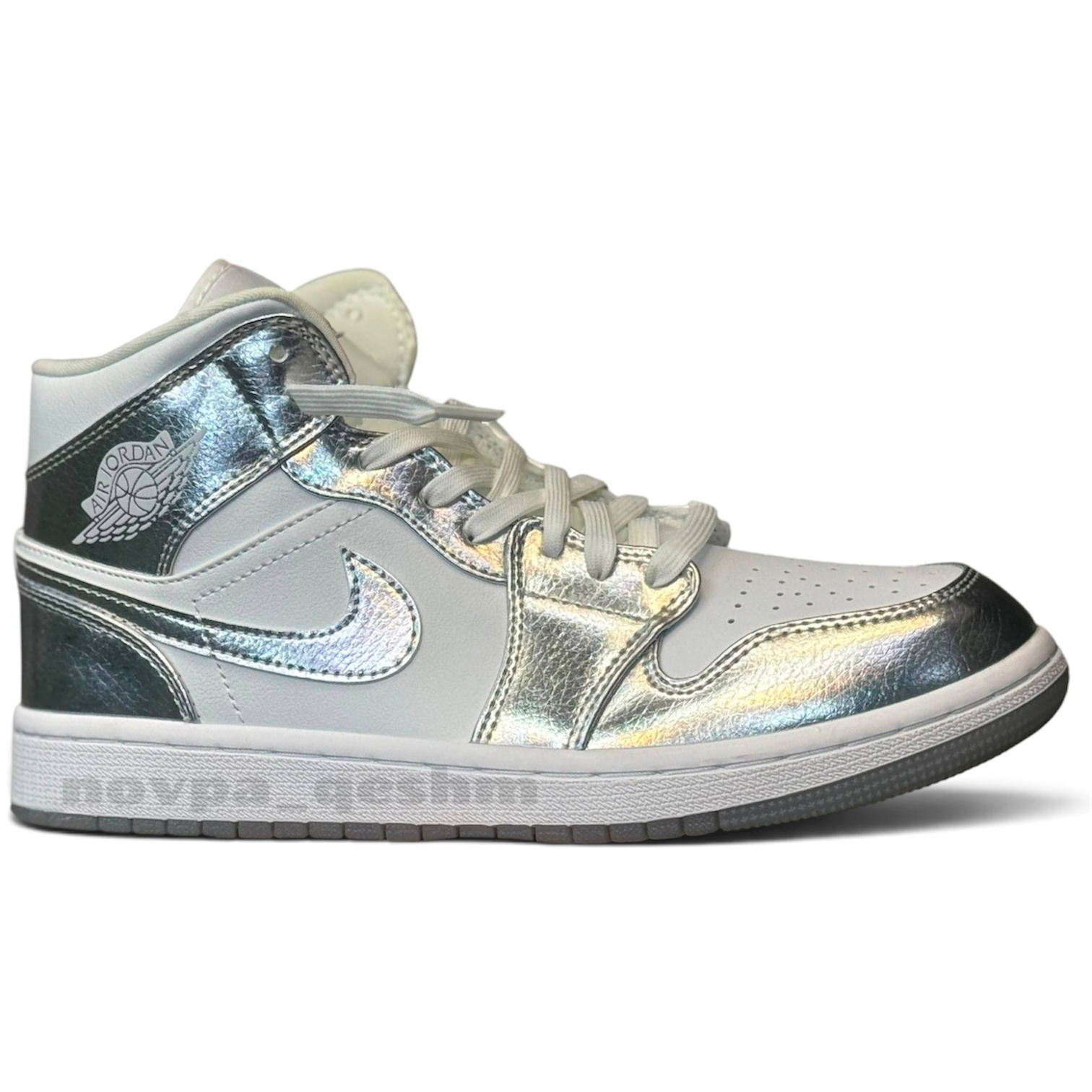 کفش کتونی مردانه ساقدار نایک ایر جردن 1 ورنی نقره ای Nike air jordan 1 Mid Metalic Silver نقره ای