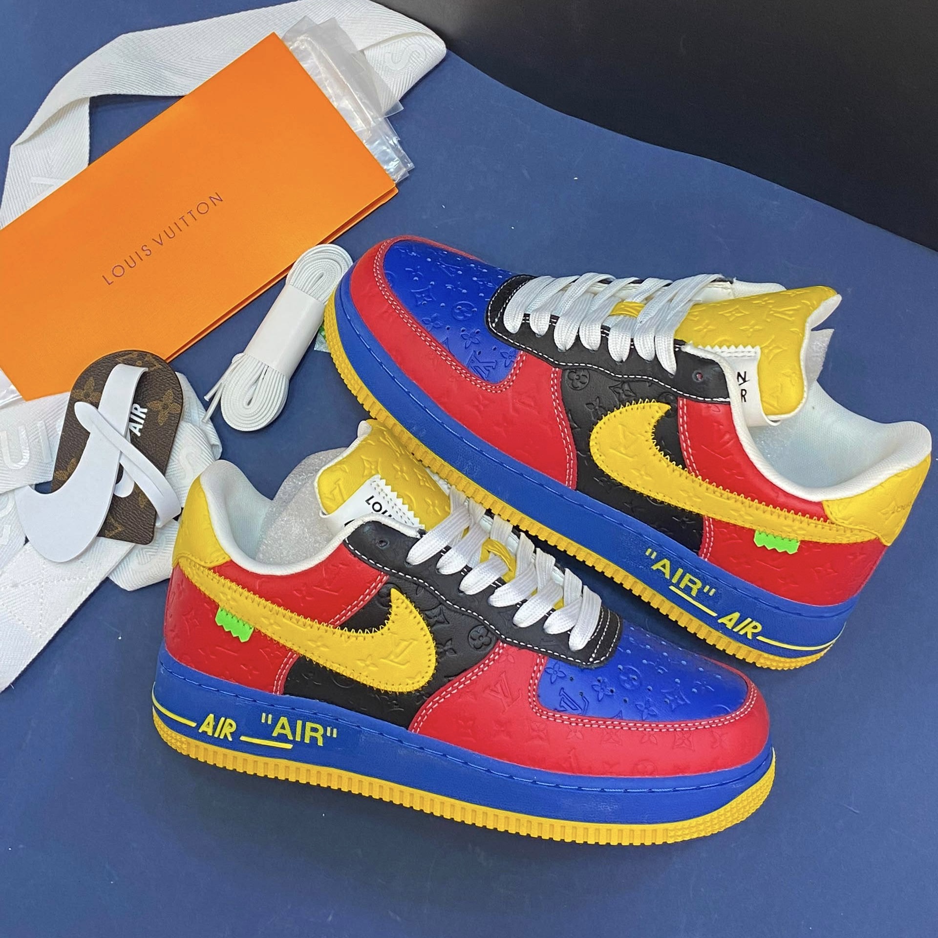 کفش کتونی نایک ایرفورس 1 لویی ویتون (کیفیت فول مستر) Nike Air Force 1 X LOUIS VUITTON قرمز زرد
